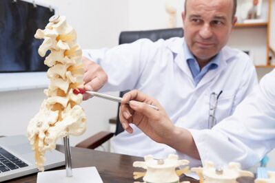 Omurganın osteokondrozunun gelişiminin nedenleri