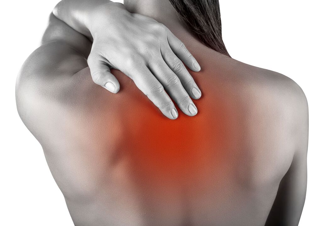 Osteokondroz nedeniyle sırt ağrısı